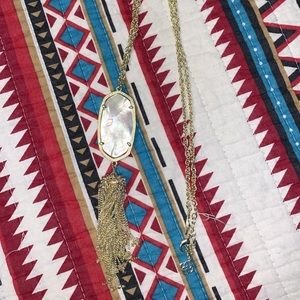 White & gold Kendra Scott necklace